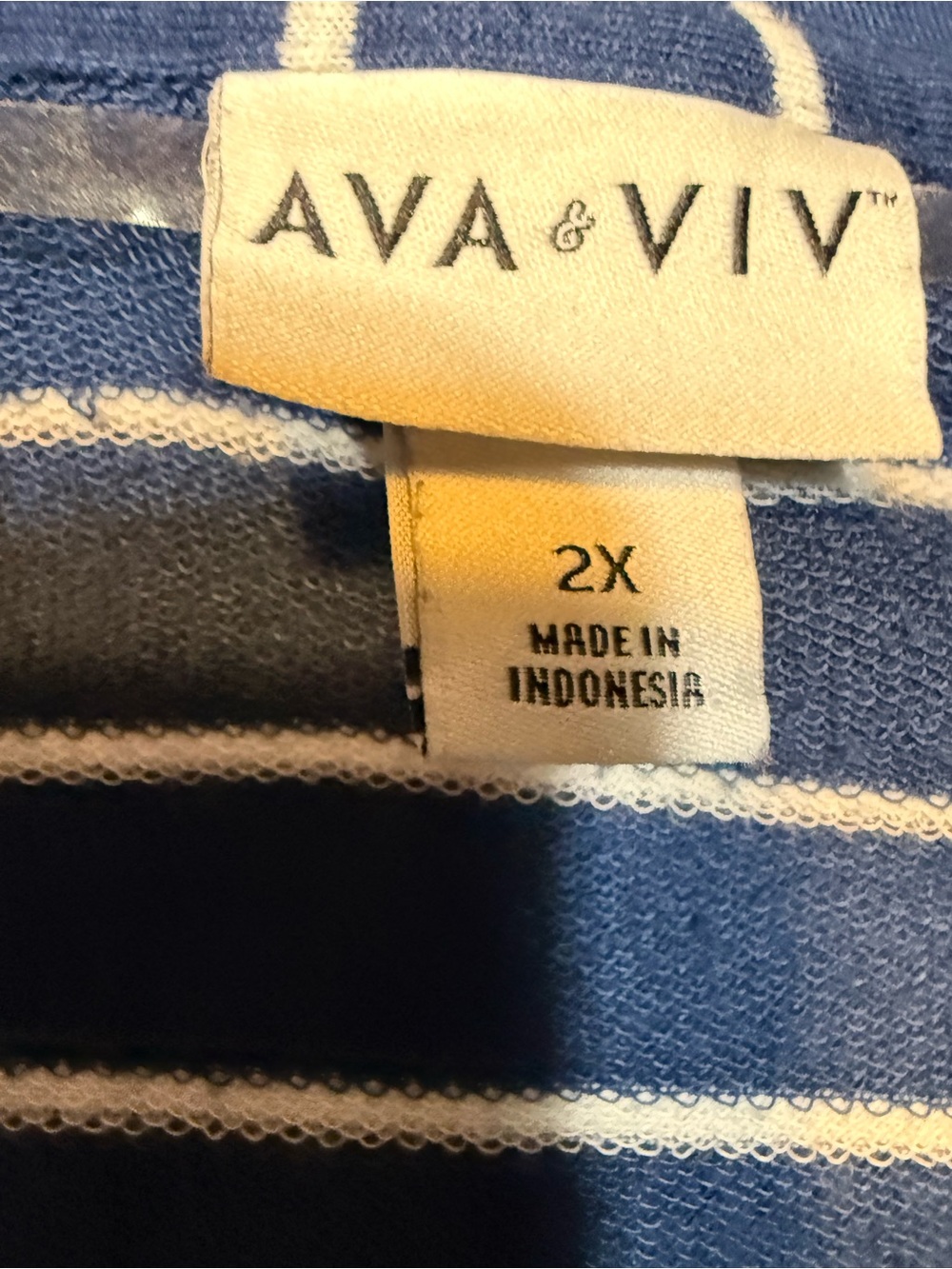 Ava & Viv Navy and White Striped V-Neck Drawstring Tee NWOT - Picture 4 of 8